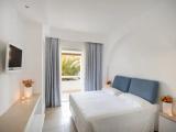 Comfort Triple Family room