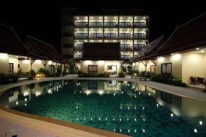 OYO 453 Thai Boutique Resort, Phuket Town