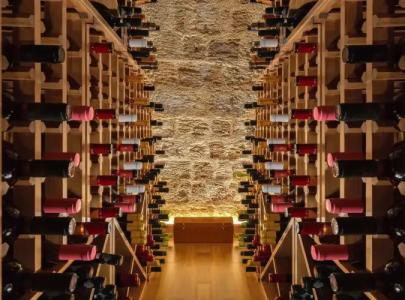 10GR Boutique & Wine Bar - 16