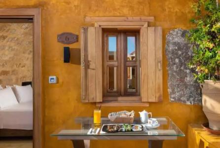 10GR Boutique & Wine Bar - 42