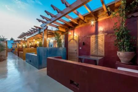 10GR Boutique & Wine Bar - 18