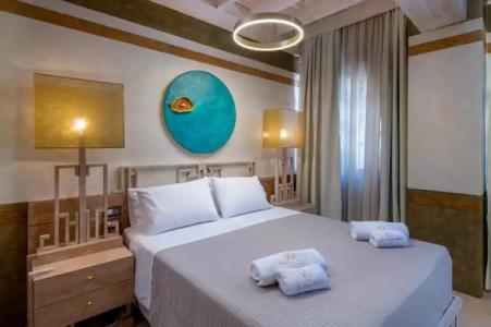 10GR Boutique & Wine Bar - 49