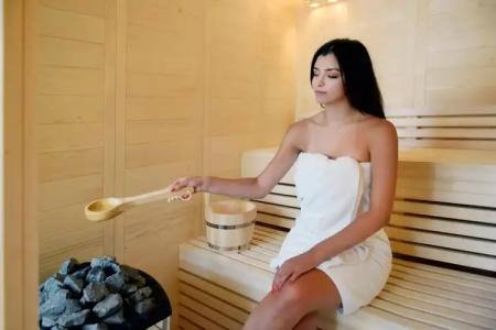 10GR Boutique & Wine Bar - 26