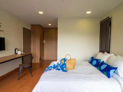 Casa Luxe and Resident - 3