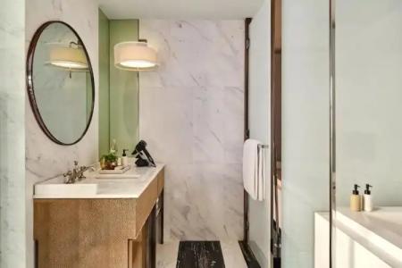 Rosewood Bangkok - 111