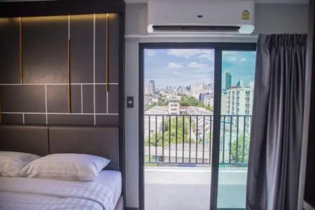 Hallton Bangkok - 69