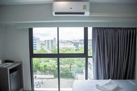 Hallton Bangkok - 14