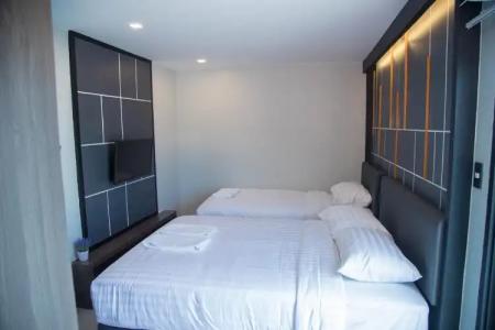 Hallton Bangkok - 19