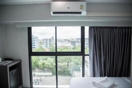 Hallton Bangkok - 27