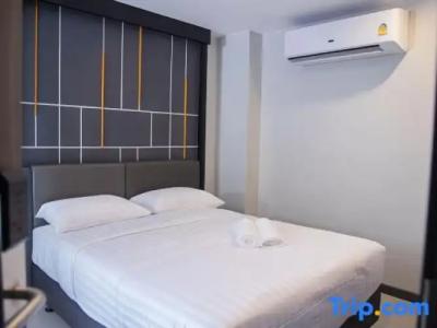 Hallton Bangkok - 72