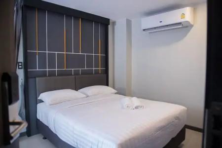 Hallton Bangkok - 45