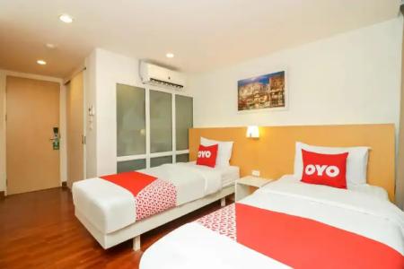 OYO 225 Premier Place Bangkok - 23