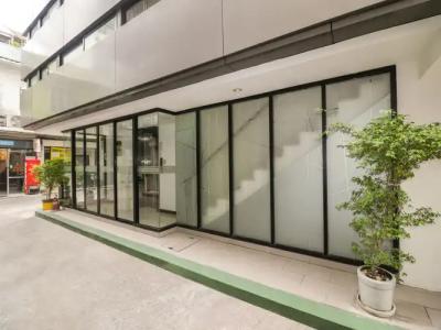 OYO 225 Premier Place Bangkok - 14