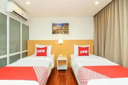 OYO 225 Premier Place Bangkok - 4