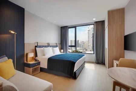 Staybridge Suites Bangkok Thonglor, an IHG - 2