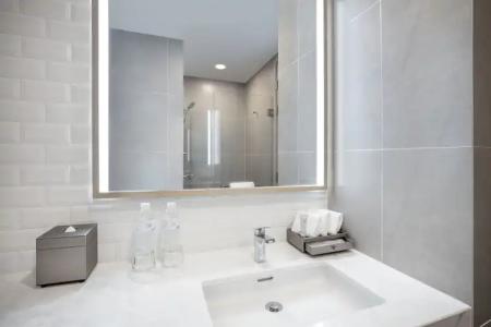 Staybridge Suites Bangkok Thonglor, an IHG - 15