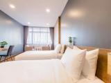 Premier room