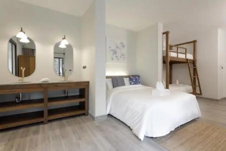 The Locals Chiang Mai - 5