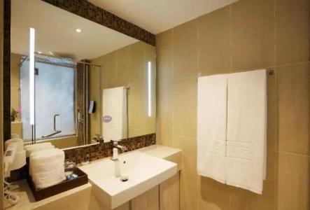 Centra by Centara Avenue Pattaya - 29