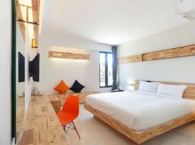 Bonne Nuit, Hua Hin - 15