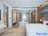 Suite with balcony