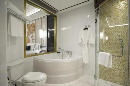 Mövenpick Myth Patong Phuket - 40