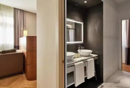 DoubleTree By Hilton Trieste - 52