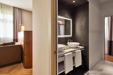 DoubleTree By Hilton Trieste - 44