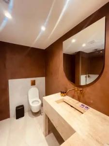 Charisma and Wellness Suites - 71