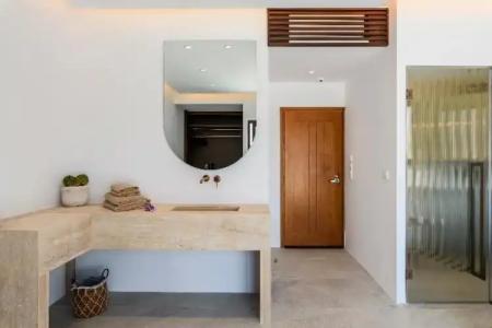 Charisma and Wellness Suites - 77