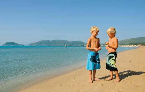 Domes Aulūs Zante, Autograph Collection - 33