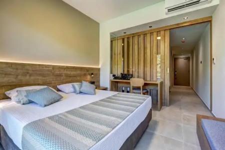 White Olive Elite Laganas - 76