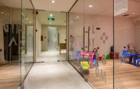 White Olive Elite Laganas - 48