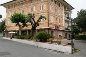 Hotel Casa Rossa, Montecatini-Terme