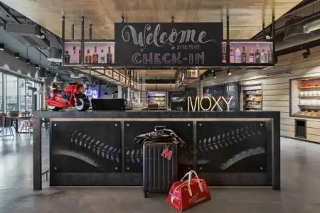 Moxy Munich Ostbahnhof - 2
