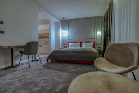 Boscovich Boutique - 33