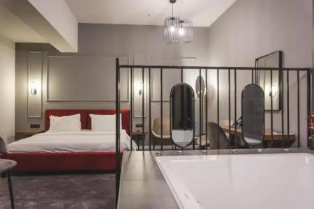 Boscovich Boutique - 22