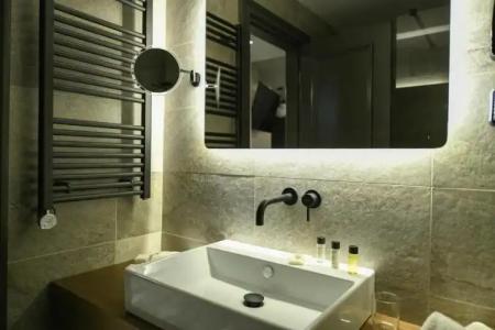 Boscovich Boutique - 19