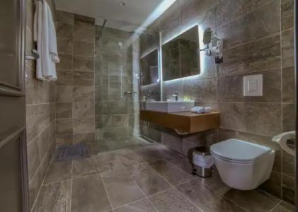 Boscovich Boutique - 26