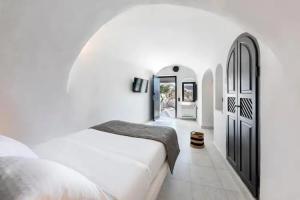 Pearl of Caldera - Boutique Hotel by Pearl Hotel Collection, Oia