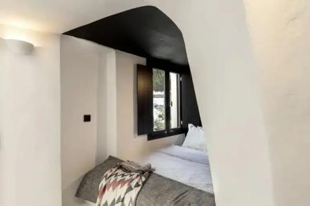 Pearl of Caldera Oia - Boutique by Pearl Collection - 63