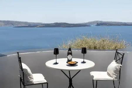 Pearl of Caldera Oia - Boutique by Pearl Collection - 182