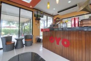 OYO 656 Wannee Pachok Hotel, Ban Bang Sare