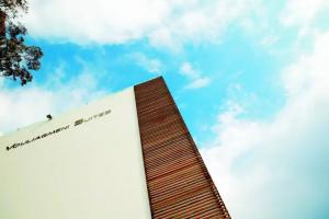 Vouliagmeni Suites, Athens
