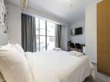 Superior room with city view