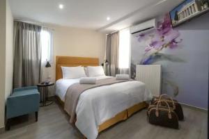 Athens Market Portrait Hotel