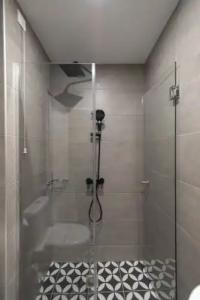 Athens Market Portrait - 13