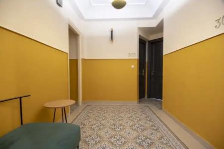 Athens Market Portrait - 20