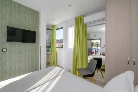 Athens Starlight - 111