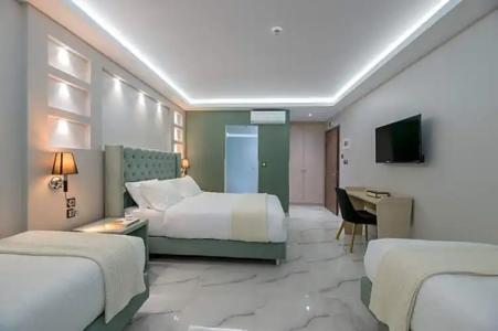 Athens Starlight - 131